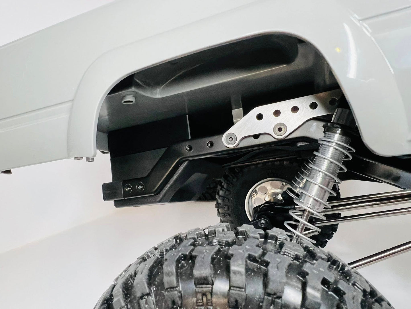 Timberline Body Mount Kit – No-Cut Mounting Solution for RC4WD Toyota 4Runner Hard Body to VS4-10 Chassis | MRCC