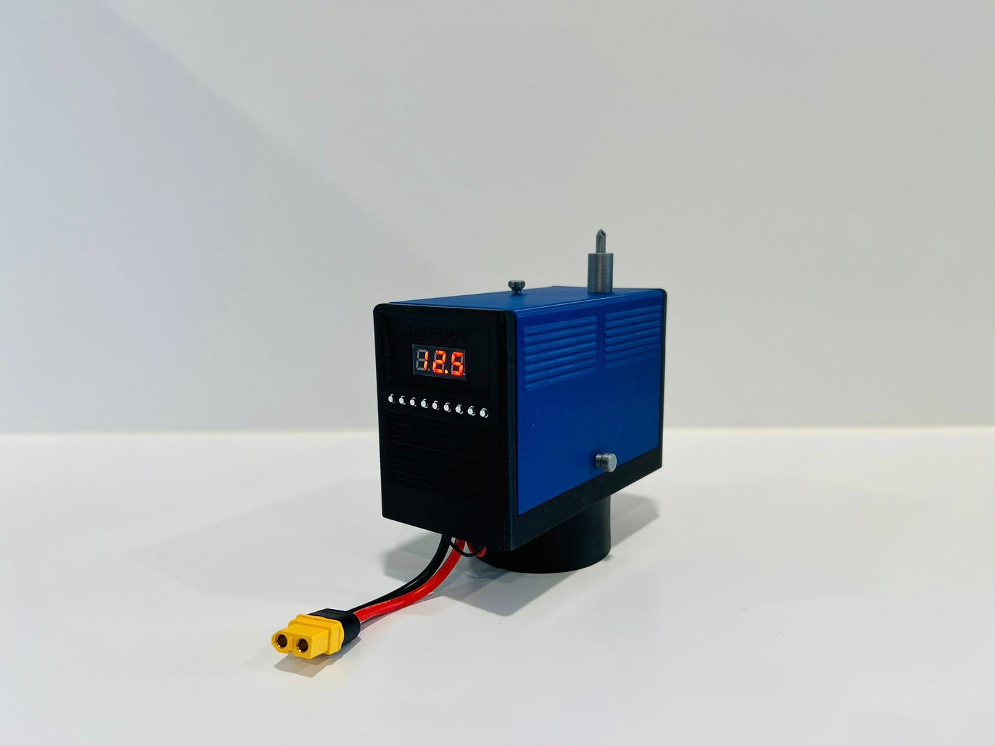 Bigfoot Welder - Hidden Battery Box | MRCC