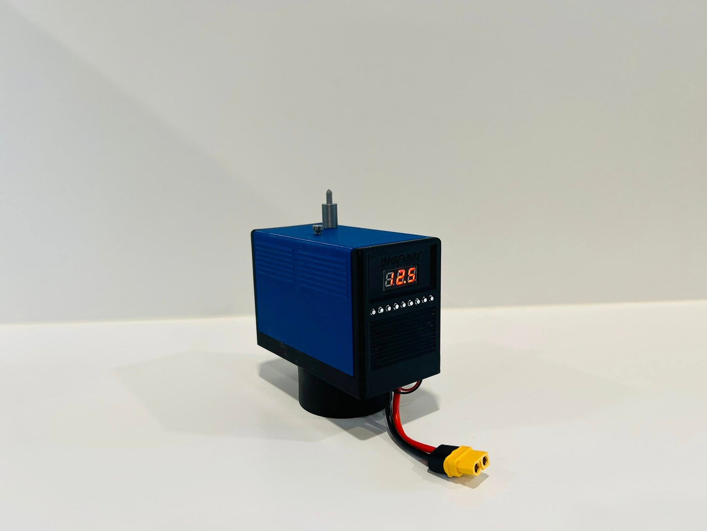 Bigfoot Welder - Hidden Battery Box | MRCC
