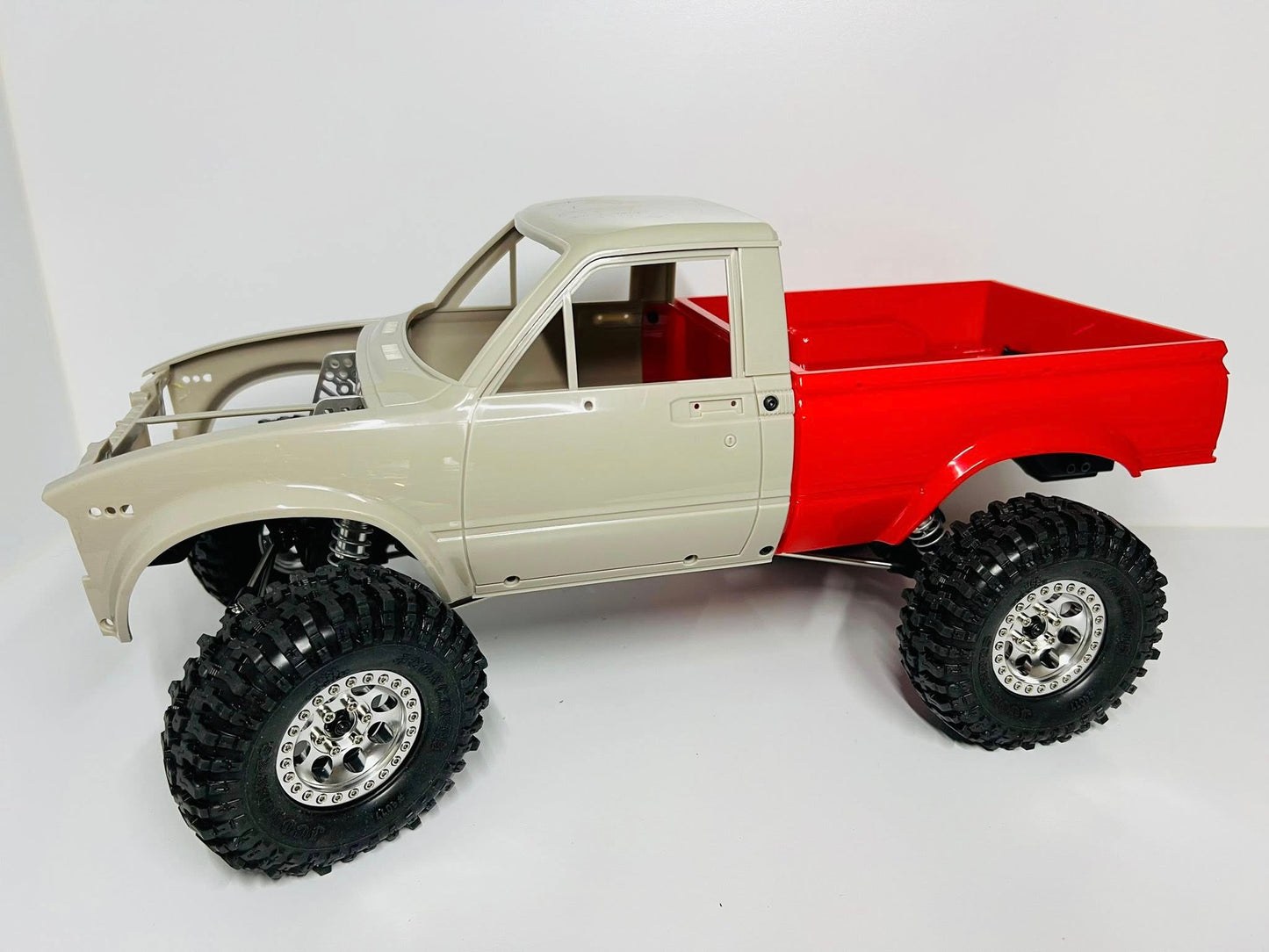 Timberline Body Mount Kit – No-Cut Mounting Solution for RC4WD Marlin Crawler Hard Body to VS4-10 Chassis | MRCC