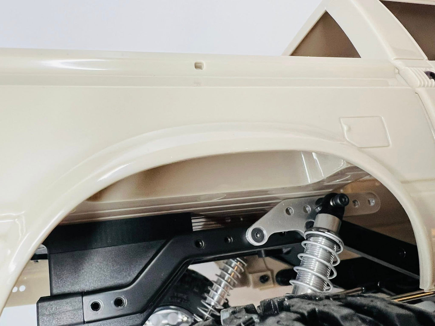 Timberline Body Mount Kit – No-Cut Mounting Solution for RC4WD Mojave II 4 Door Hard Body to VS4-10 Chassis | MRCC